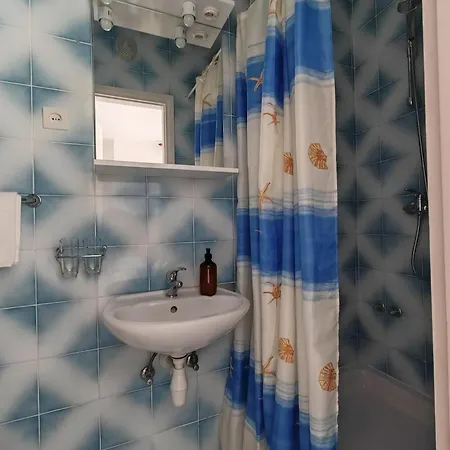 بيت ضيافة & Samohod 3*